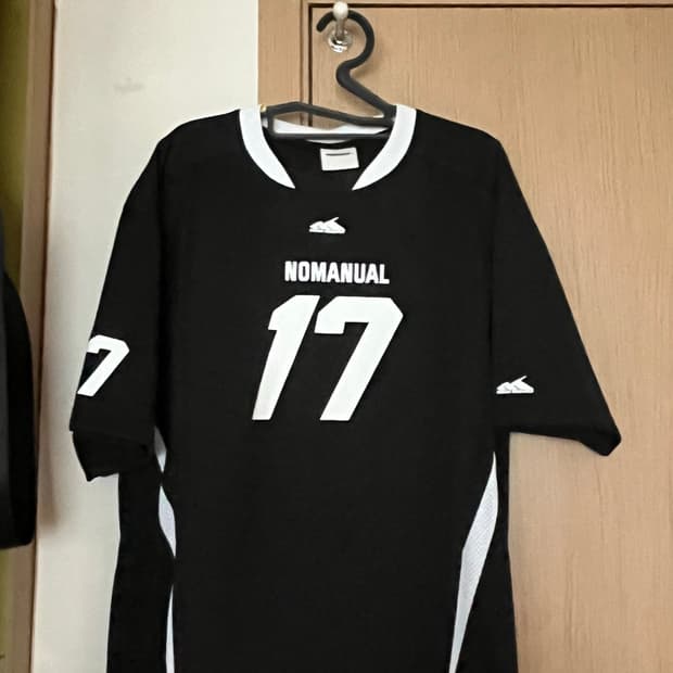 노메뉴얼 풋볼 반팔