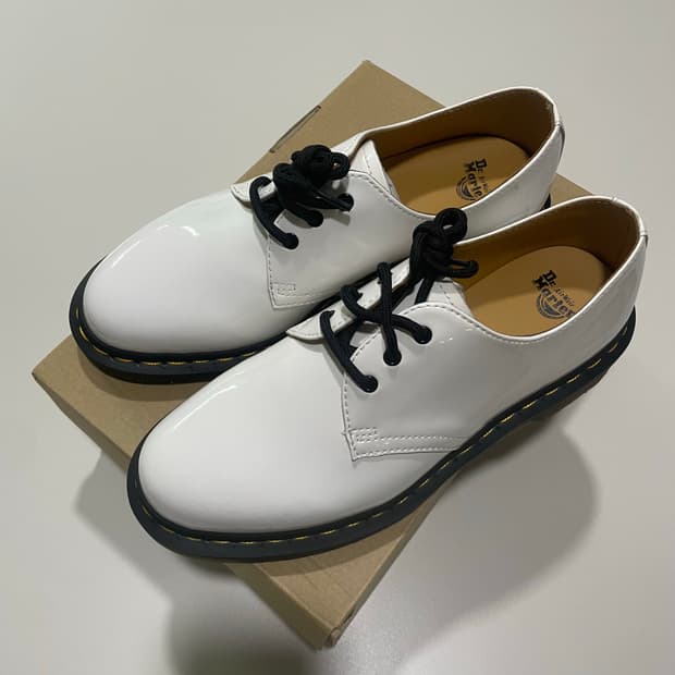 [UK 6] 닥터마틴 1461 페이턴트 화이트 새상품