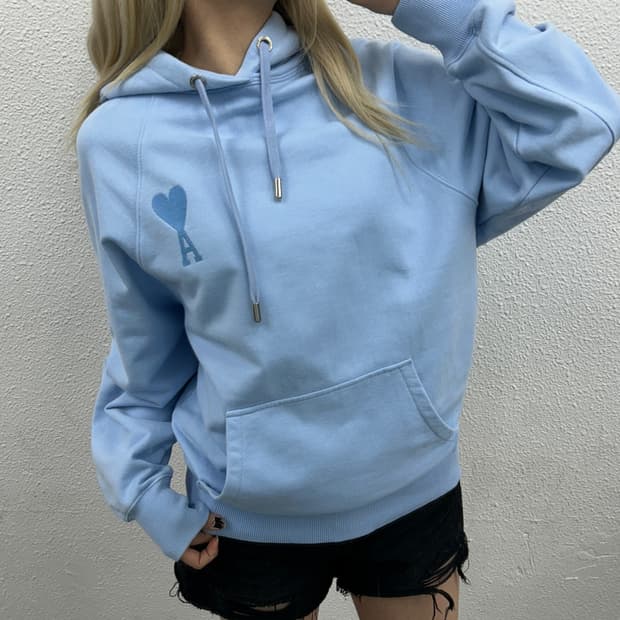 아미 베이비블루 하트로고 소라 후드