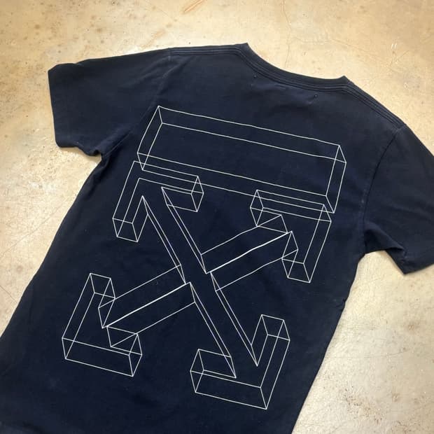 S 오프 화이트 3D 애로우 블랙 반팔 티셔츠