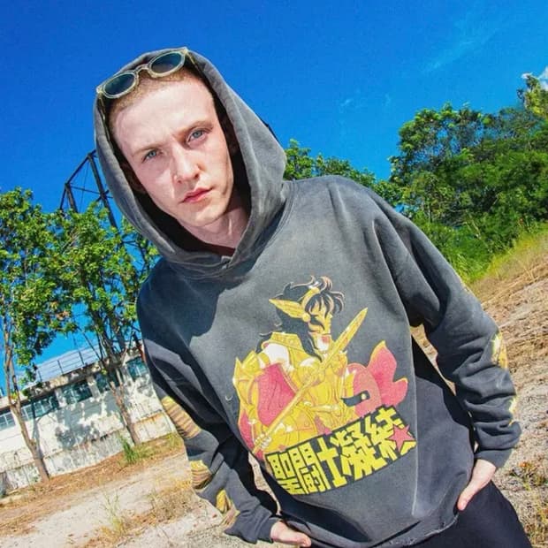 세인트미카엘 세인트세이야 성투사 후드 XL