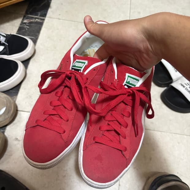 푸마 스웨이드 스니커즈