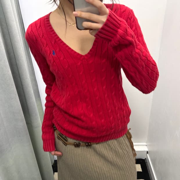 폴로 스포츠 레드 브이넥 케이블 니트 