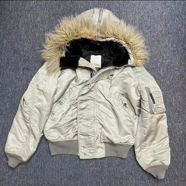 Alpha Industries 알파인더스트리 n2b 패딩 자켓 카키