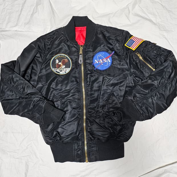 알파인더스트리 NASA MA-1 봄버 자켓 블랙 XS