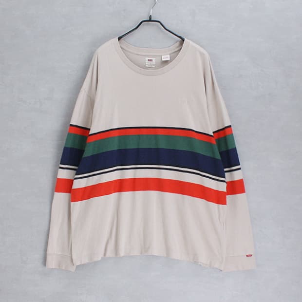 Levi's _ oversize crew neck L/S