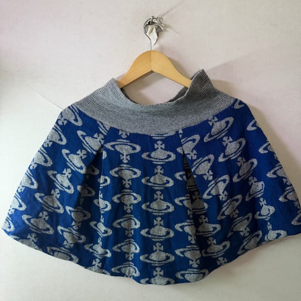 비비안웨스트우드 우주선 패턴 울 미니스커트 S (여성 66정도)