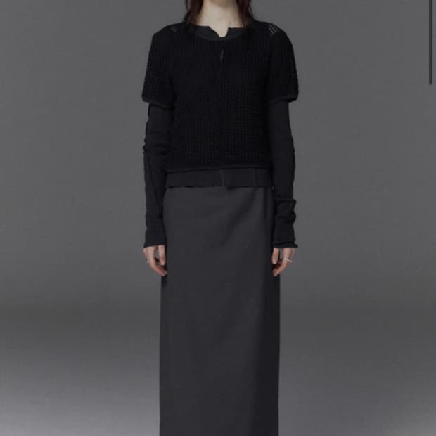 스튜디오테이블 메쉬 니트 탑