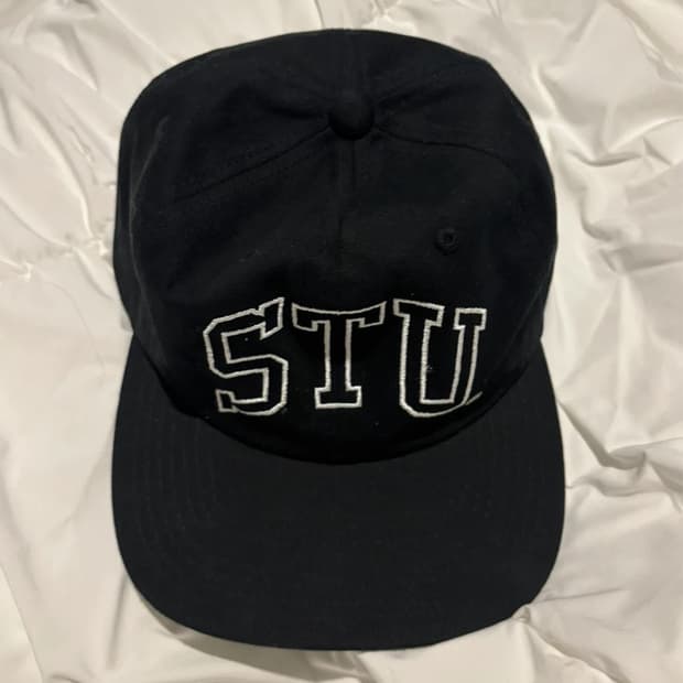 스투시 모자 교신 가능