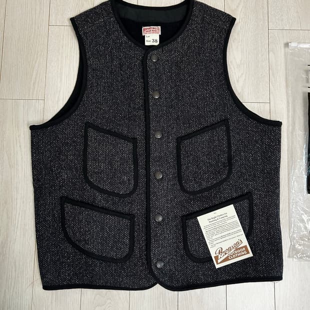 브론슨 Salt & Pepper Beach Cloth Wool Vest
