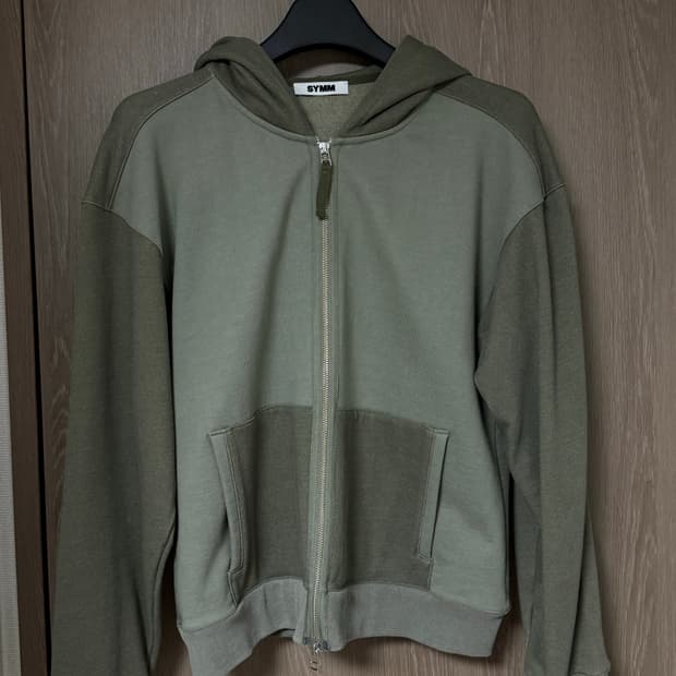 symm 카키 후드집업 (Paneled Zip Hoodie Khaki)