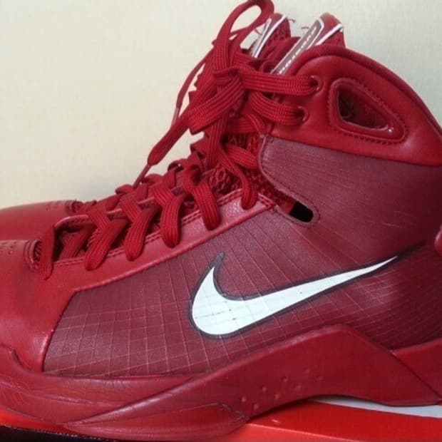 나이키 하이퍼덩크 08'TRIPLE RED'
