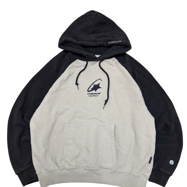 나이스고스트클럽 배색 후드티