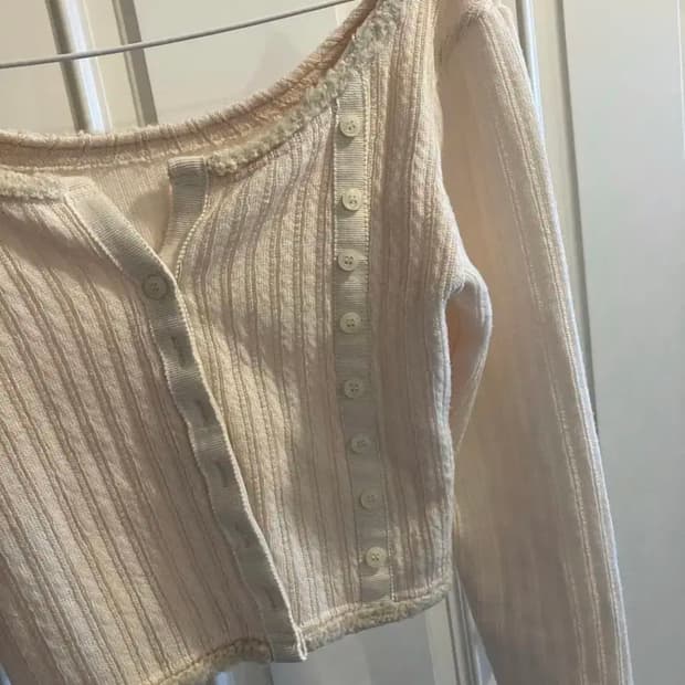 소프트서울 레이스 가디건