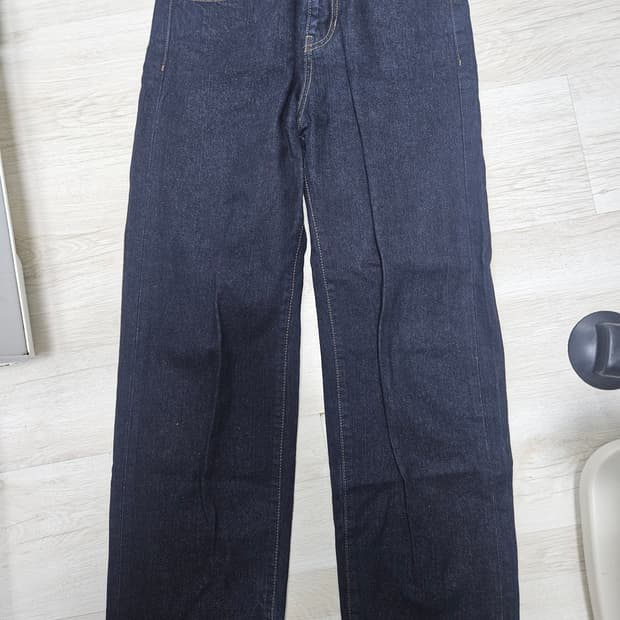 에잇세컨즈 레귤러핏 생지데님