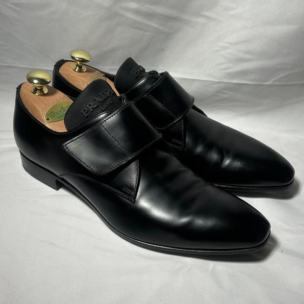 프라다 벨크로 로퍼