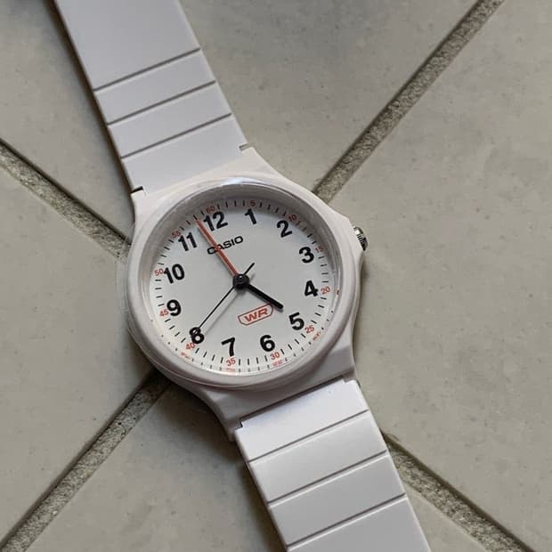 WATCH LQ24B7BJF 카시오 시계