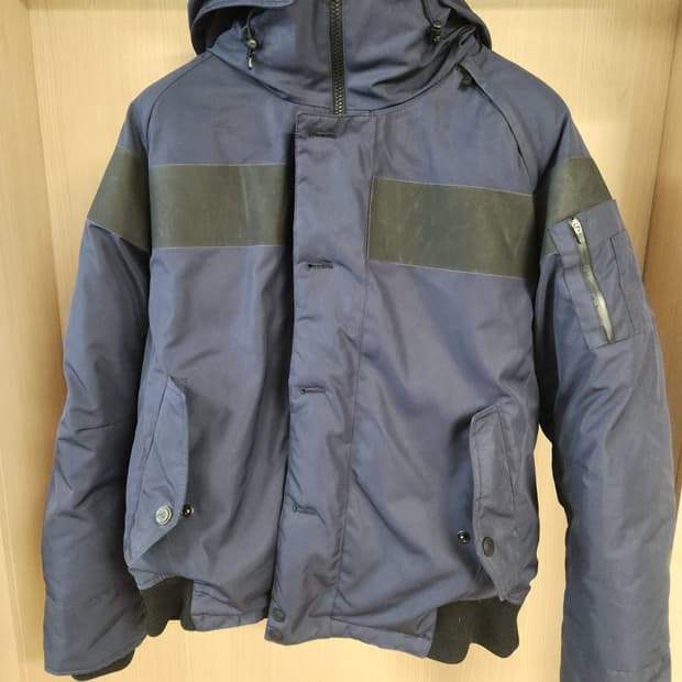 알레그리 봄버패딩