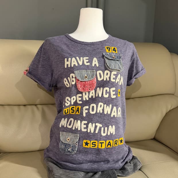 Rough lettering & pocket detail tee