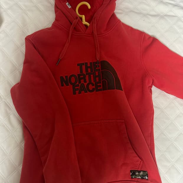 노스페이스 빨간색 후드티