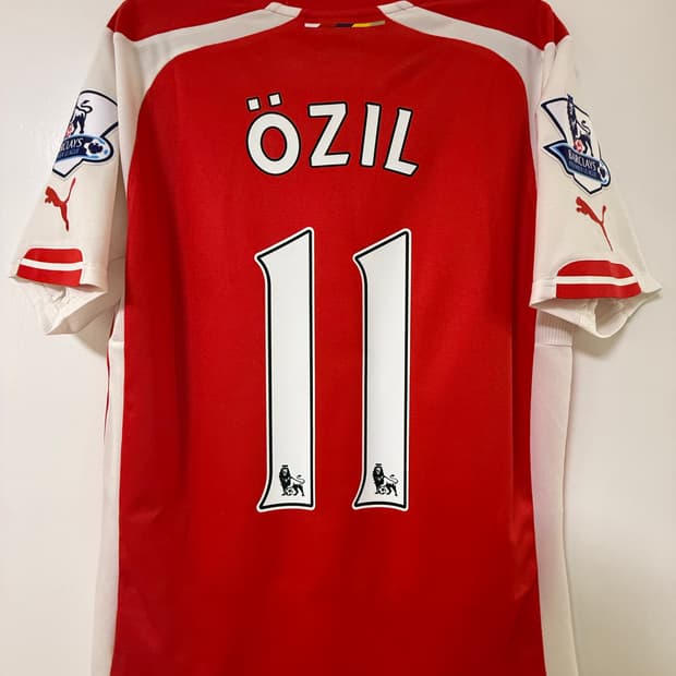 푸마 아스날 14-15 홈 외질