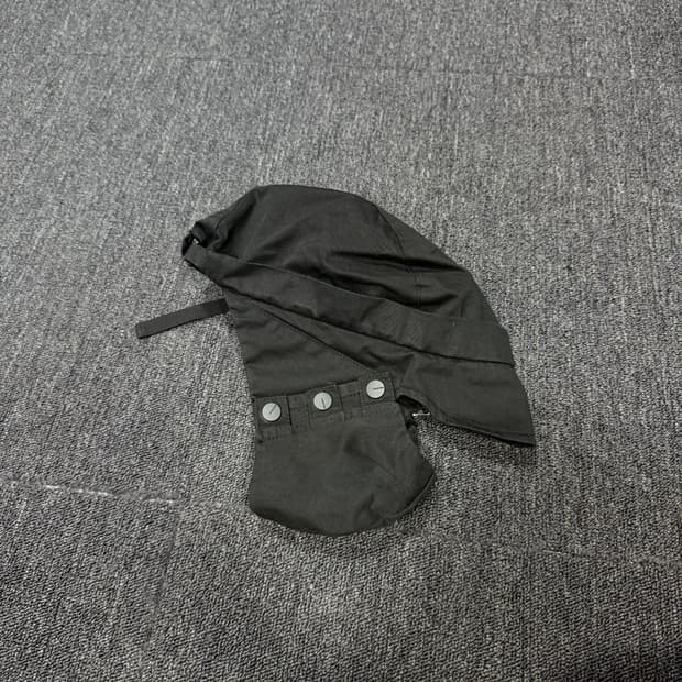 혜인서 Hyein Seo Flap Hat w Mask