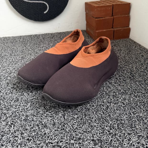 아디다스 이지 니트 러너 '스톤 카본 Adidas Yeezy Knit