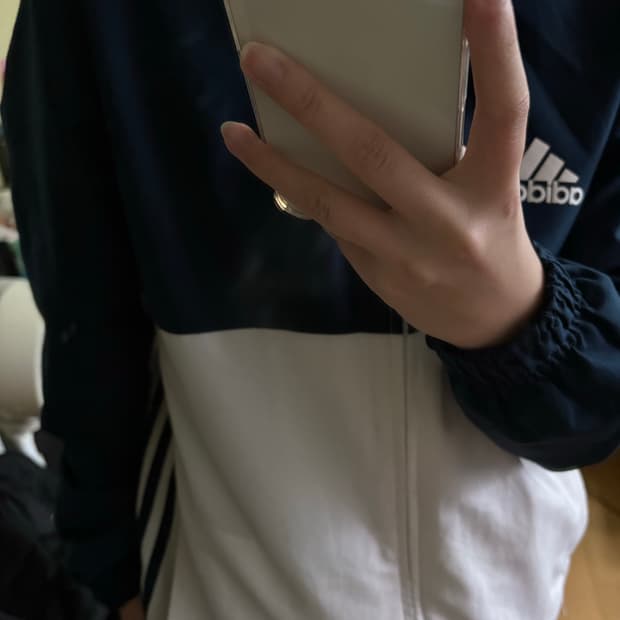 아디다스 바람막이