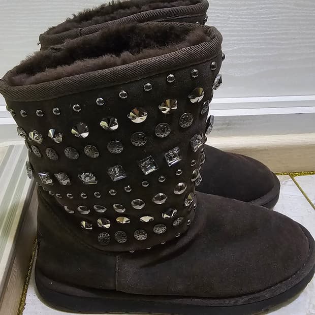 유일매물 희귀 새상품급 빈티지 UGG)오리지널 어그 스터드 무스탕 부츠