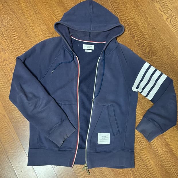 톰브라운 후드집업 2