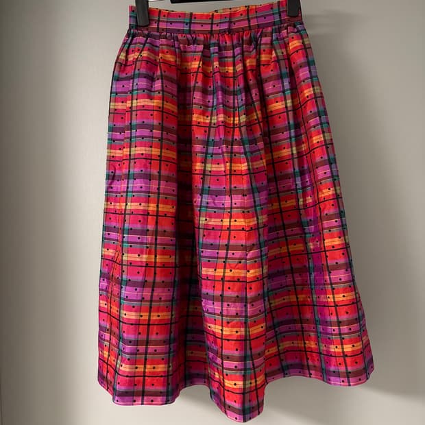vivid dot check skirt