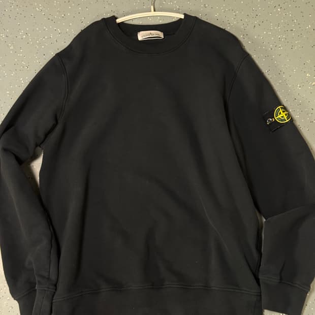 (XL)스톤아일랜드 63020 크루넥 스웨트셔츠 블랙 맨투맨