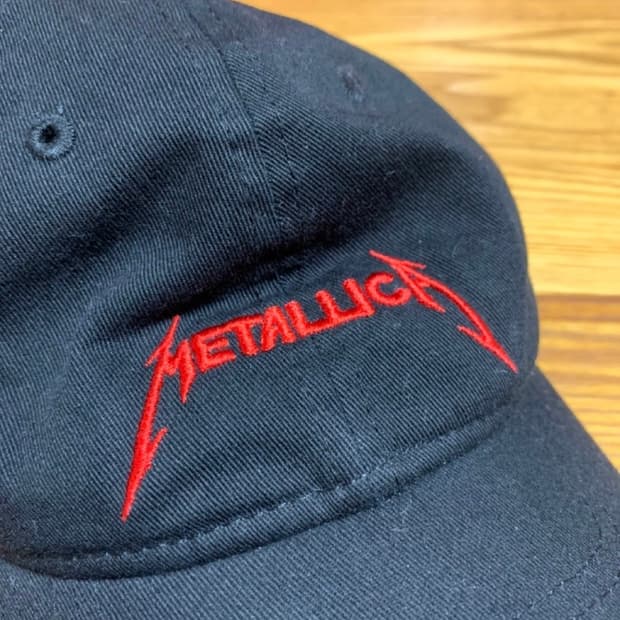 뉴에라 메탈리카 볼캡 