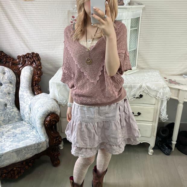 액시즈팜 핑크 크로셰 케이프 니트