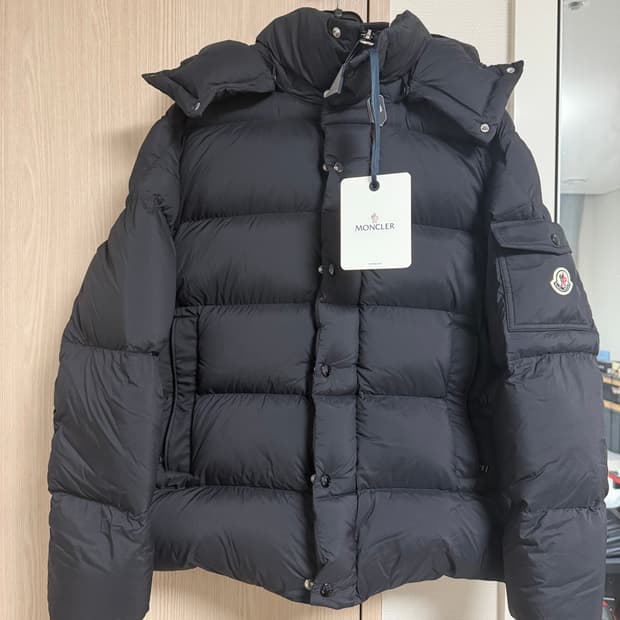 몽클레어 베제르 24FW 4사이즈