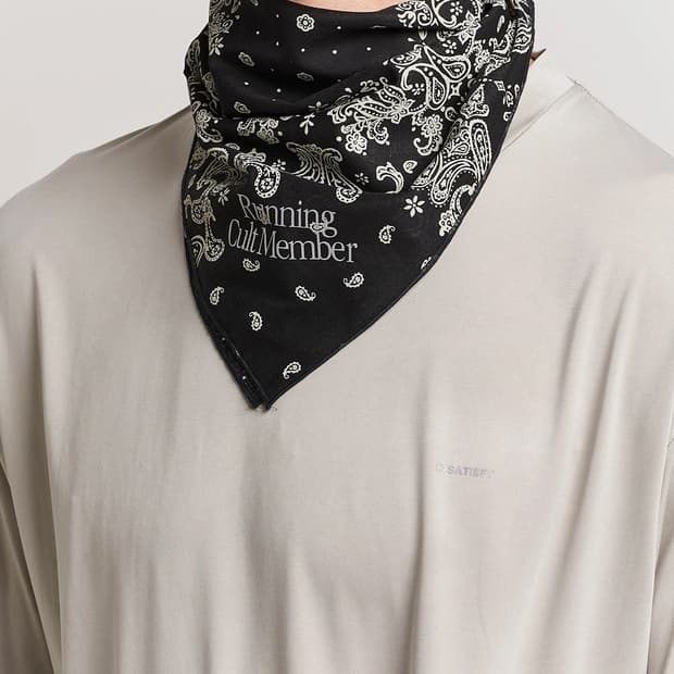 Satisfy soft shell bandana black