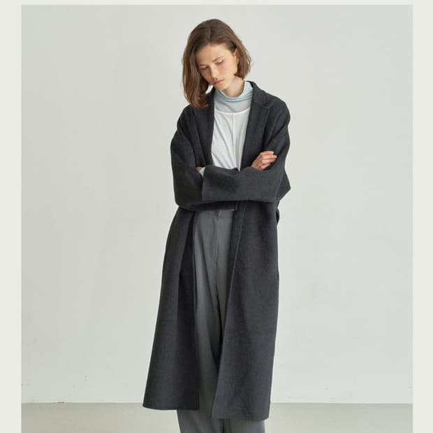 캐시미어 핸드메이드 코트 차콜.56만원.택있음