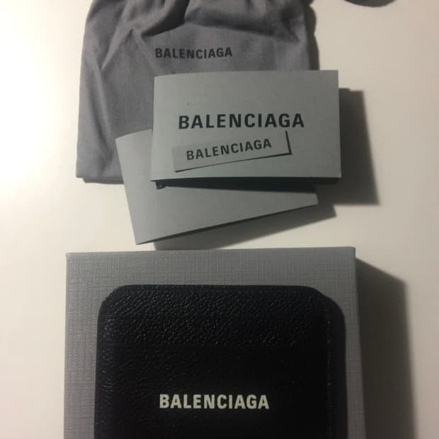 발렌시아가 카드 지갑