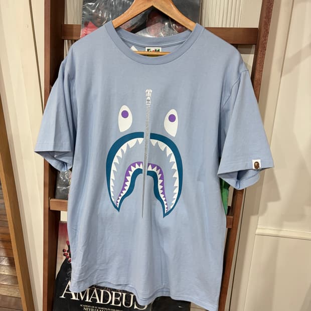 J147 Bape 베이프 샤크 반팔 티셔츠