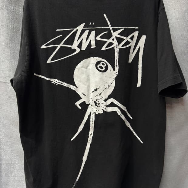 스투시 그래픽 8볼 스파이더 프린팅 반팔티 M(M~L)