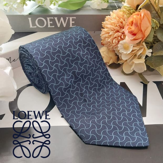 로에베 실크 자카드 패턴 넥타이 9.8cm A+등급 k2009