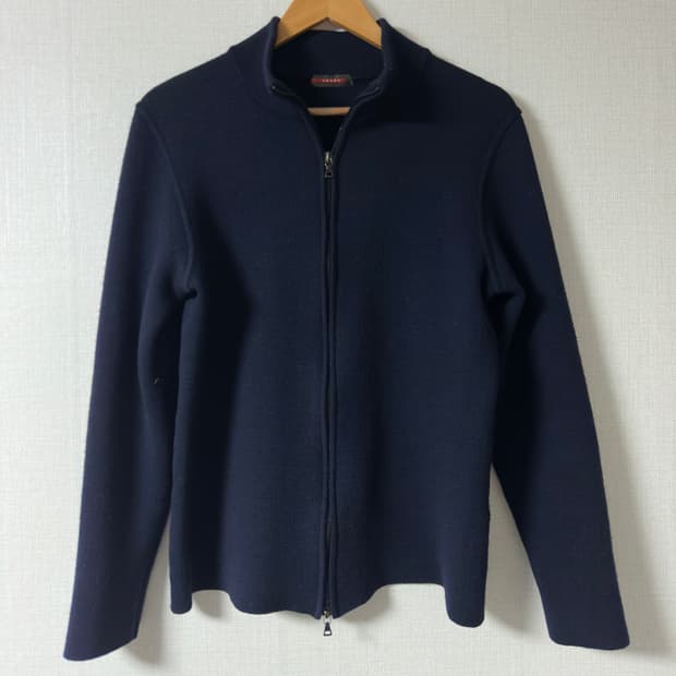 90‘s prada knit zip up jacket