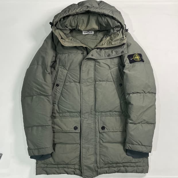 스톤아일랜드 카키 코튼/나일론 립스탑 다운 패딩