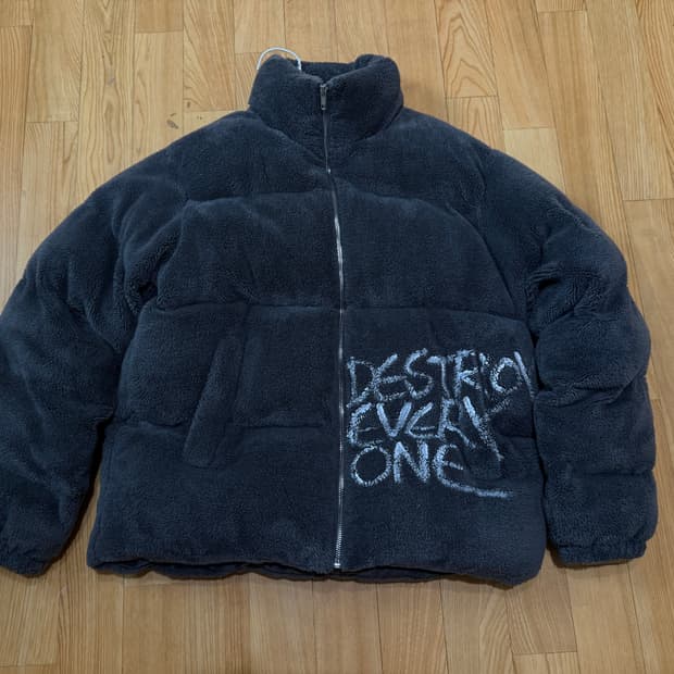 더매드니스 핸드메이드 레터링 그래피티 후리스자켓