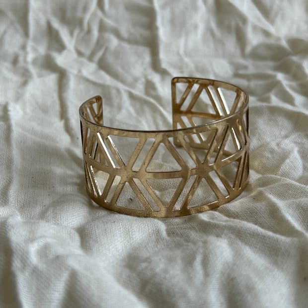 트라이앵글 타입 뱅글