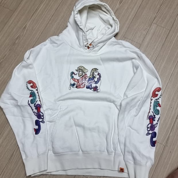 레프트얼론 화이트 후드티 프린팅