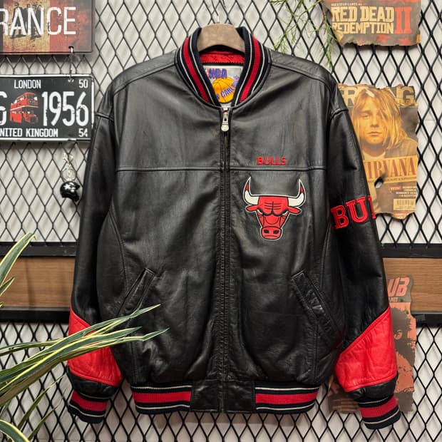 90s NBA X G-lll 칼뱅크 시카고불스 레더 바시티자켓 레드블랙