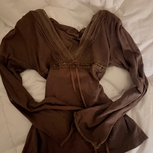 브라운 레이스 롱슬리브 탑 