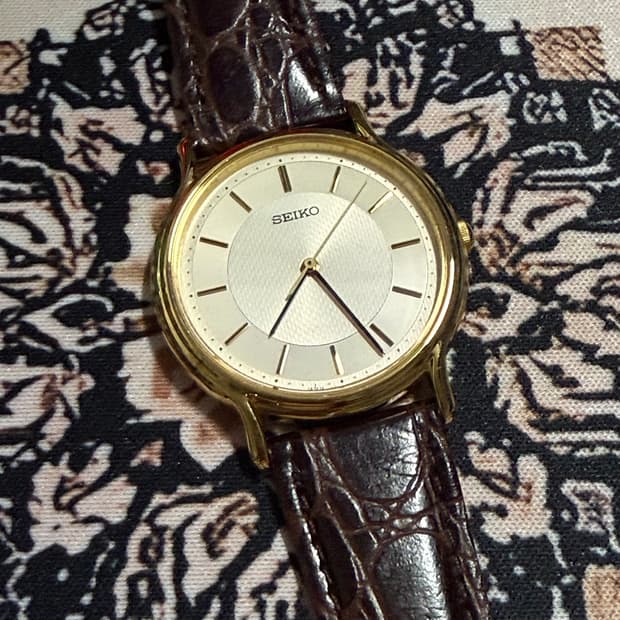 SEIKO 빈티지 쿼츠 시계
