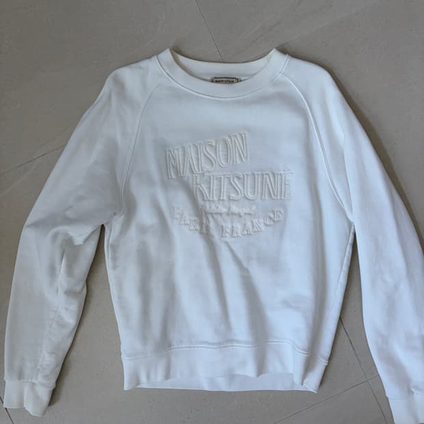 메종키츠네 맨투맨